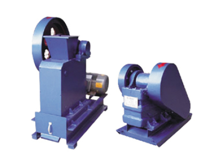 EP型系列顎式破碎機(jī)