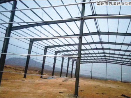 南陽市方城縣山頂碎石場