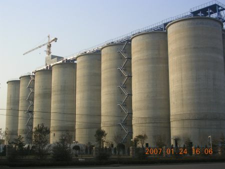 山東日照中紡油筒倉群