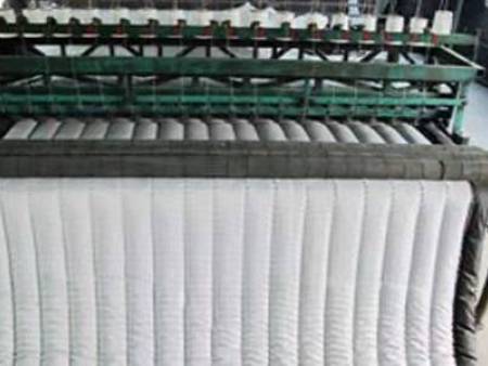 工程棉被：适用于哪些场合，提供了怎样的保暖效果