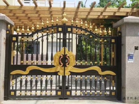 別墅鋁藝門點擊圖片查看更多款式