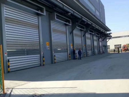 硬質快速卷簾門