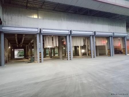 硬質快速卷簾門