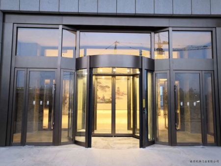 兩翼旋轉門點擊圖片查看更多