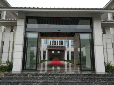 有框自動(dòng)感應(yīng)門點(diǎn)擊圖片查看更多