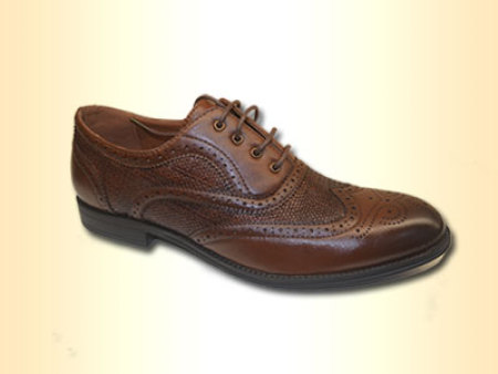 Pay attention to the use of leather shoes