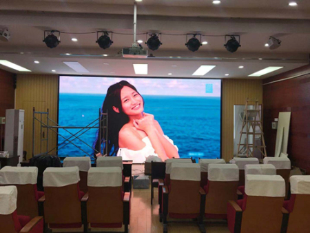 室内全彩显示屏