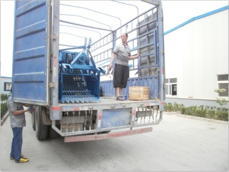 福建莆田市仙游縣榜頭鎮(zhèn)橄洋村 陳太美   訂購的收獲機(jī) 發(fā)貨