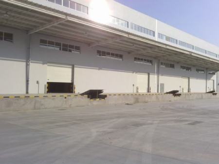 青岛外运液压平台