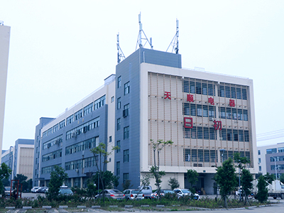 互拼拉链|尼龙互拼拉链|互拼尼龙拉链|防水尼龙互拼拉链|TRC拉链|TRC互拼拉链|TRC防水互拼拉链-温州日初拉链科技有限公司