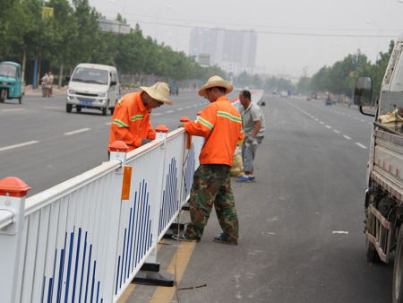 道路护栏