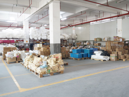 Raw material warehouse