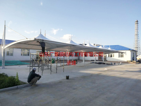 山西榆林天盛缘玻璃纤维有限公司膜结构车棚 