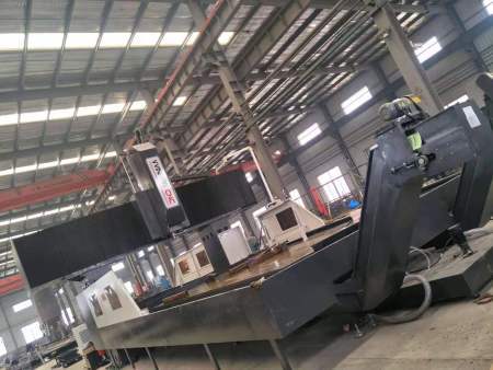 數控龍門鏜銑床