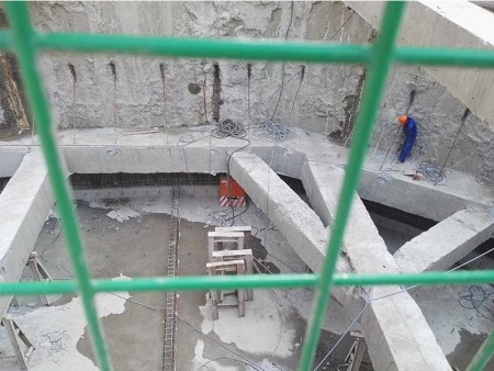 地下室钢立柱切割支撑