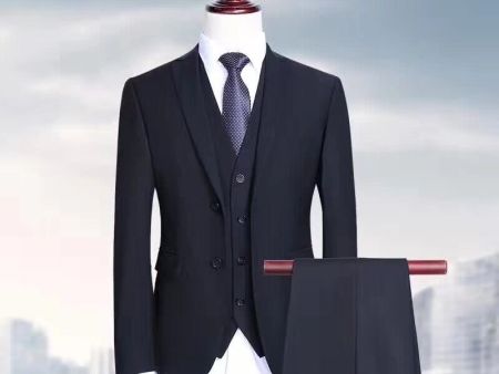 漢泰服飾西服面料均由中國名牌西服面