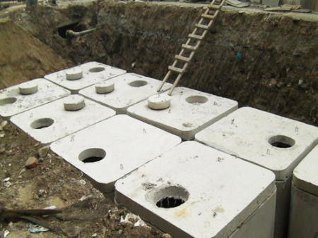 康平中铁九局安装埋入式检查井