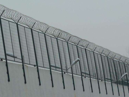 飛機(jī)場圍界護(hù)欄