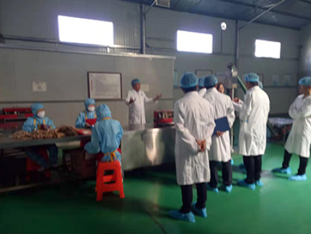 食药所视察工作