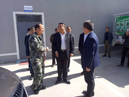 区委书记视察工作