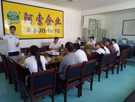 杨刚明警官消防知识培训