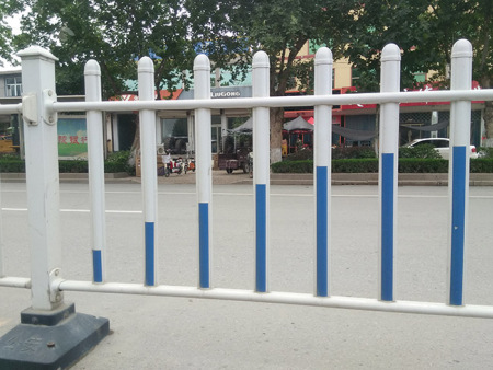道路护栏