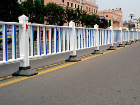 道路护栏