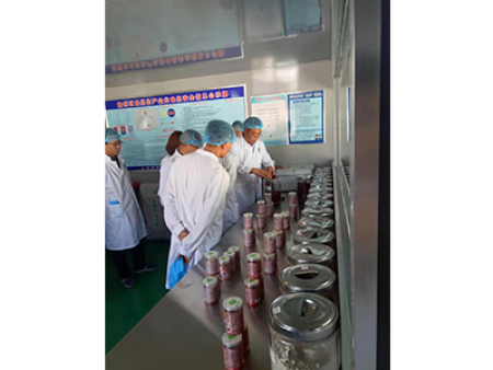 食药所视察工作