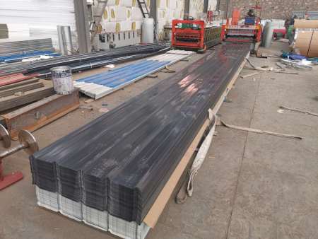 蘭州彩鋼板廠家對于巖棉彩鋼板的性能簡單介紹