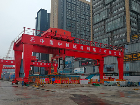 起重机安装厂家告诉你，起重机对吊钩组的要求有哪些？