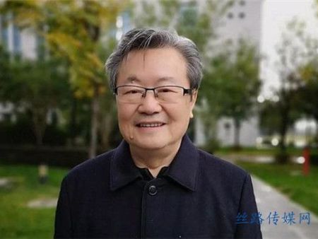肖云儒：大笔