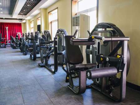沈陽減肥封閉訓練營健身器材