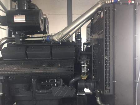 上柴股份650KW柴油发电机组