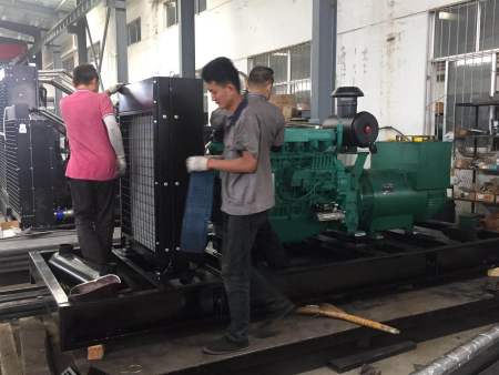 300KW柴油发电机
