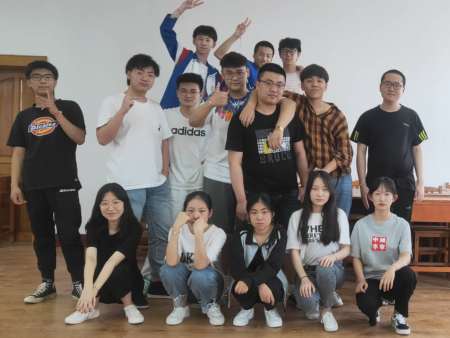 毕业生小班纪念照