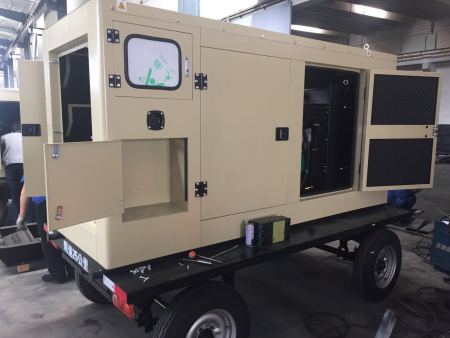 100KW移动拖车柴发电机