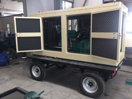 100KW移动拖车柴发电机