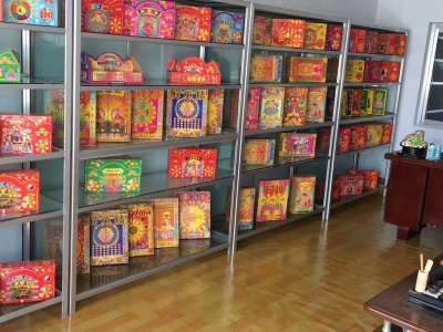 辽阳寿衣_骨灰盒_香炉_金元宝_殡葬用品-辽阳市白塔区薄利殡葬用品批发站