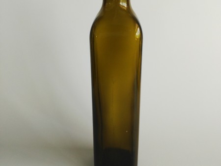 瑞鹏玻璃包装直销500ml橄榄油瓶避光方形山茶油瓶圆柱型椰子油瓶
