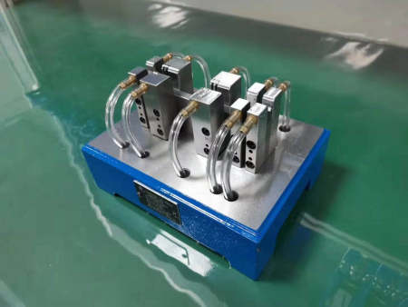 汽车轴类零件外径测量