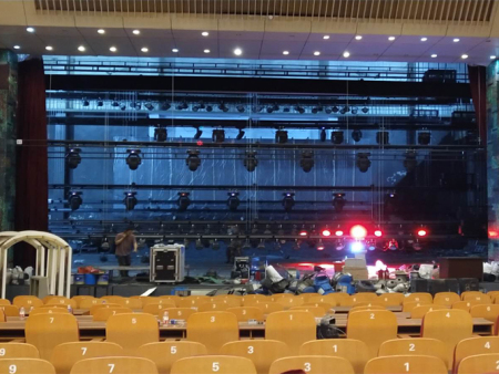 八一礼堂舞台灯光音响系统改造现场