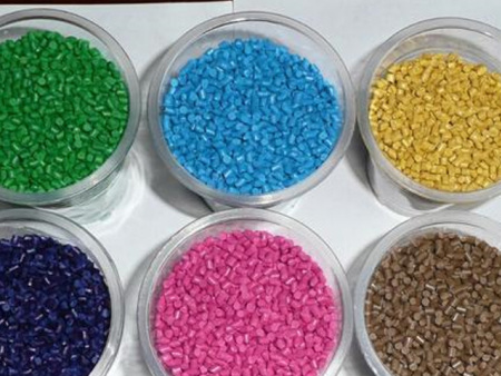 塑料具体是按什么来分类