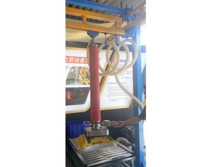 Bag stacking manipulator