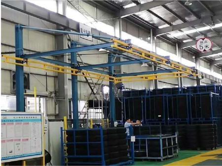 立柱悬臂式-柔性轨道-悬浮吊