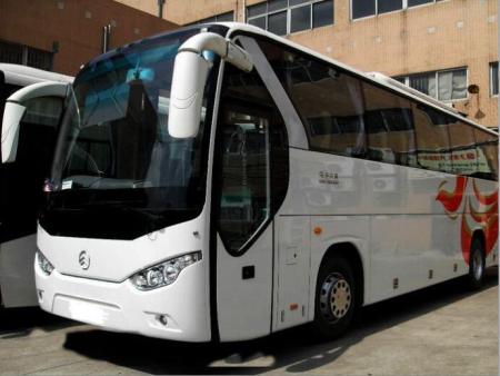 55座金龙豪华空调大巴