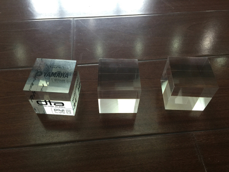 护肤用品陈列展示