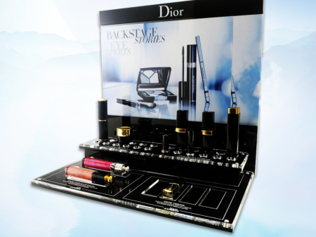 化妆品陈列展示