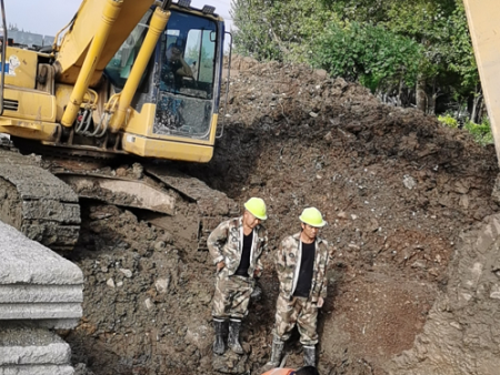 育民路四标段排水工程施工现场