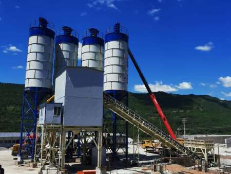 通江县HZS120型搅拌站