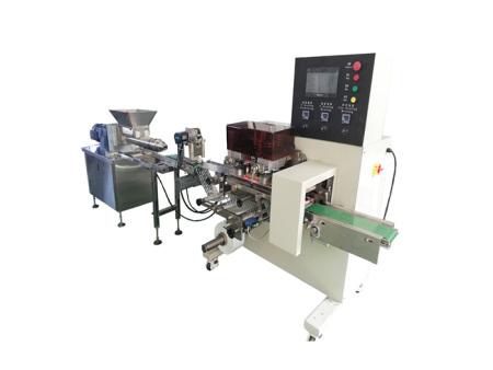 Color mud packaging machine